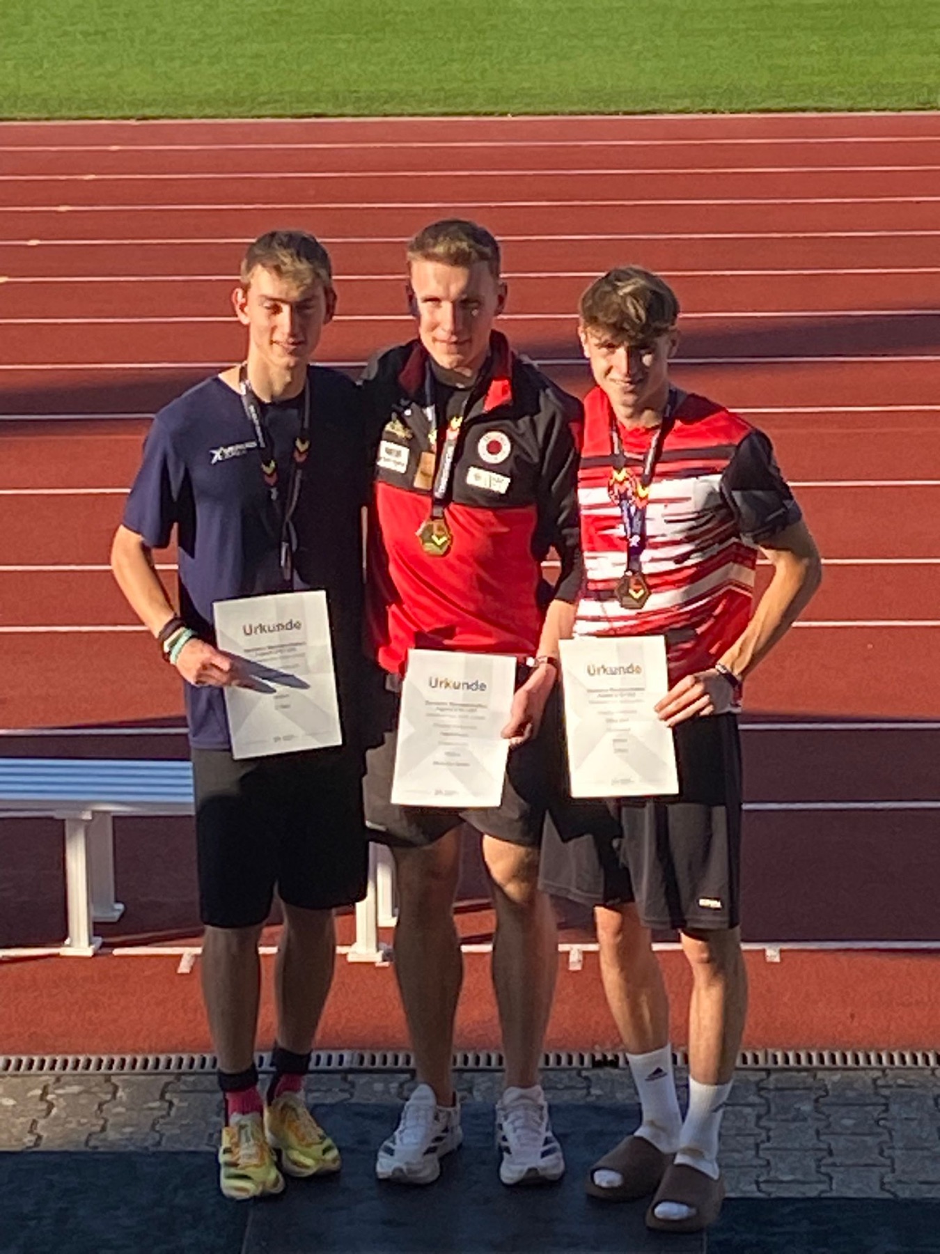 Siegerehrung der U23-DM mit Niklas Stroh auf Platz drei